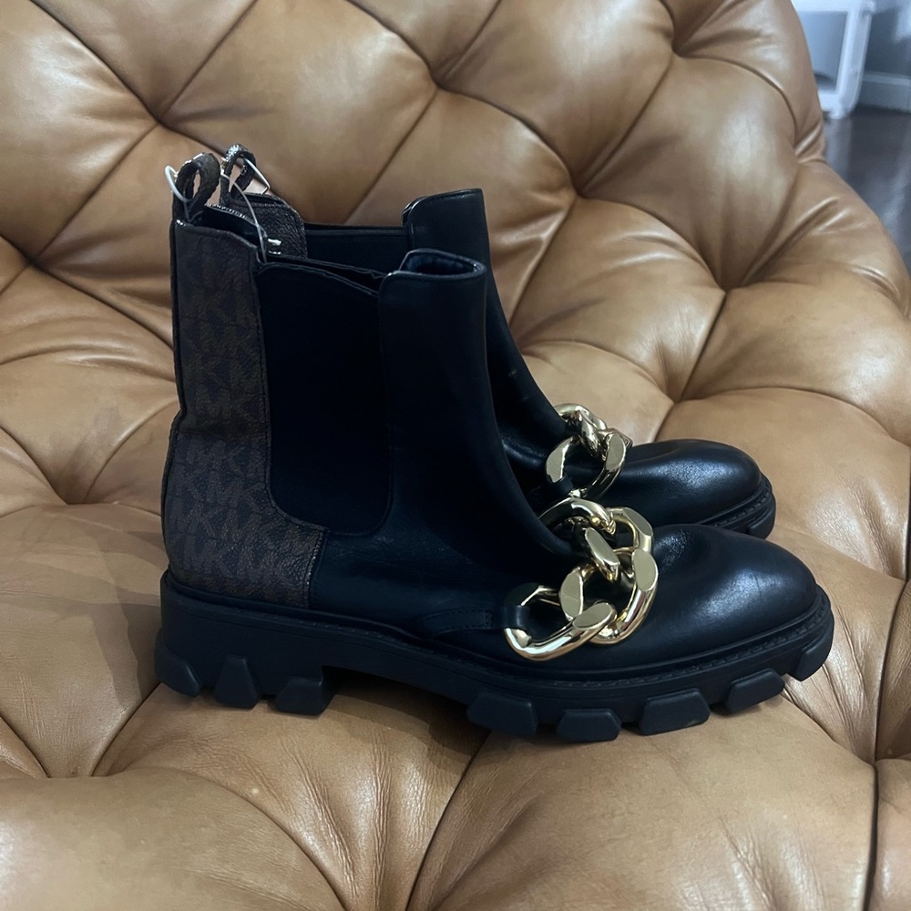 Michael Kors Black Leather Ankle Boots with Gold Chain - Picture 2 of 5